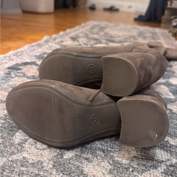 Over-the-Knee Boots in Taupe - Picture 5 of 5